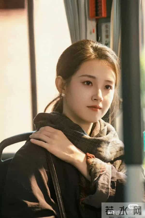 短剧十大美女彻底洗牌，颜值黑马横空出世，比郭宇欣美得更高级