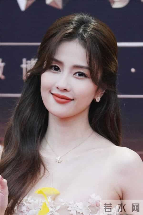 《恰逢雨连天》权谋剧接触白鹿刘宇宁，御史女扮男装，男主是权臣