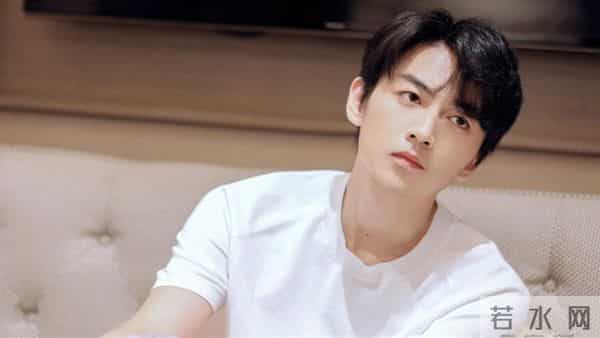 男演员长相多重要？《大生意人》陈晓出场，才知何为星星眼勾人魂