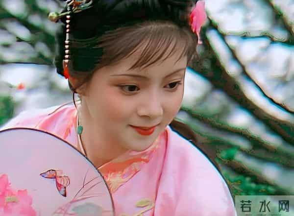 难怪王扶林嫌“薛宝钗”没人能演！看他原定宝钗候选人，你就懂了