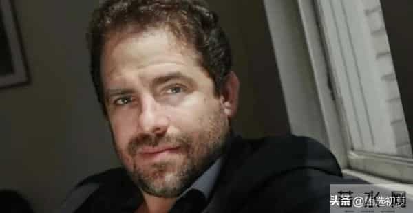 川普亲自喊话!成龙回归《尖峰时刻》,导演丑闻差点让电影凉凉