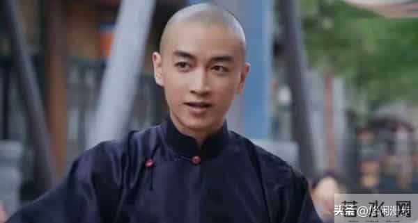 《大生意人》白依梅:救全村反被骂,睡仇人报血仇 她的狠藏满委屈