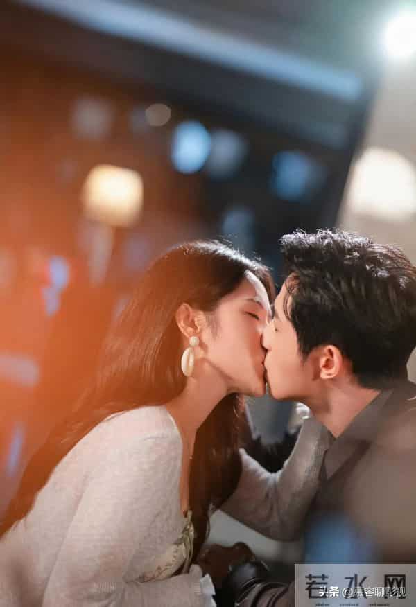 王凯沐新剧官宣定档！搭档女主甜美又可爱，气质完全不输韩雨彤！