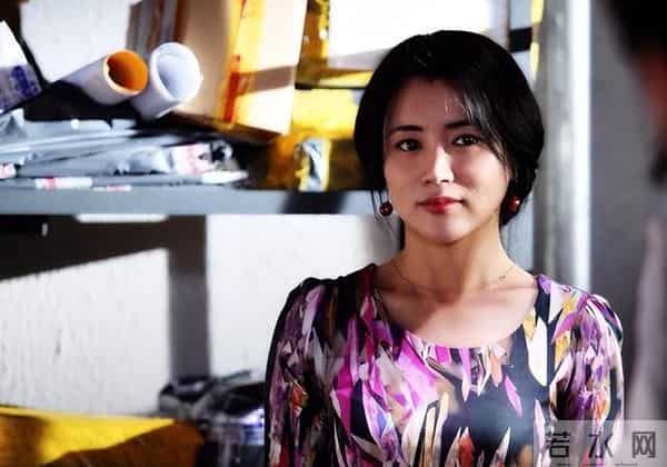 她当了三年特种兵，进入演艺圈后却遭女主耍大牌，43岁仍单身未婚