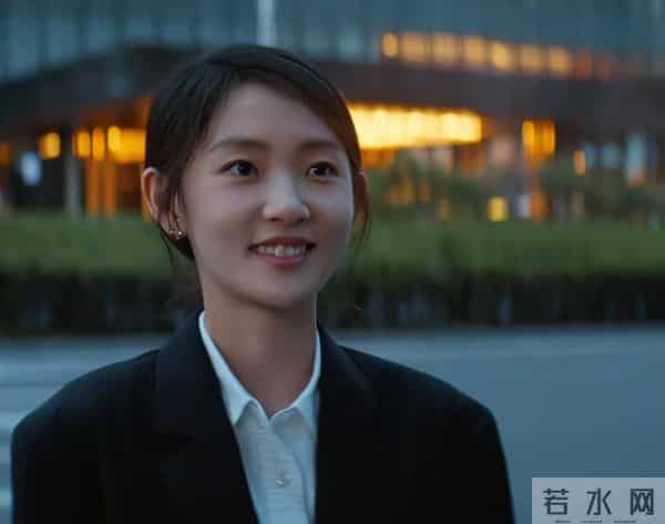 央视力推的《即刻上场》差评如潮,柳岩的“歪瓜脸”演技真招人嫌