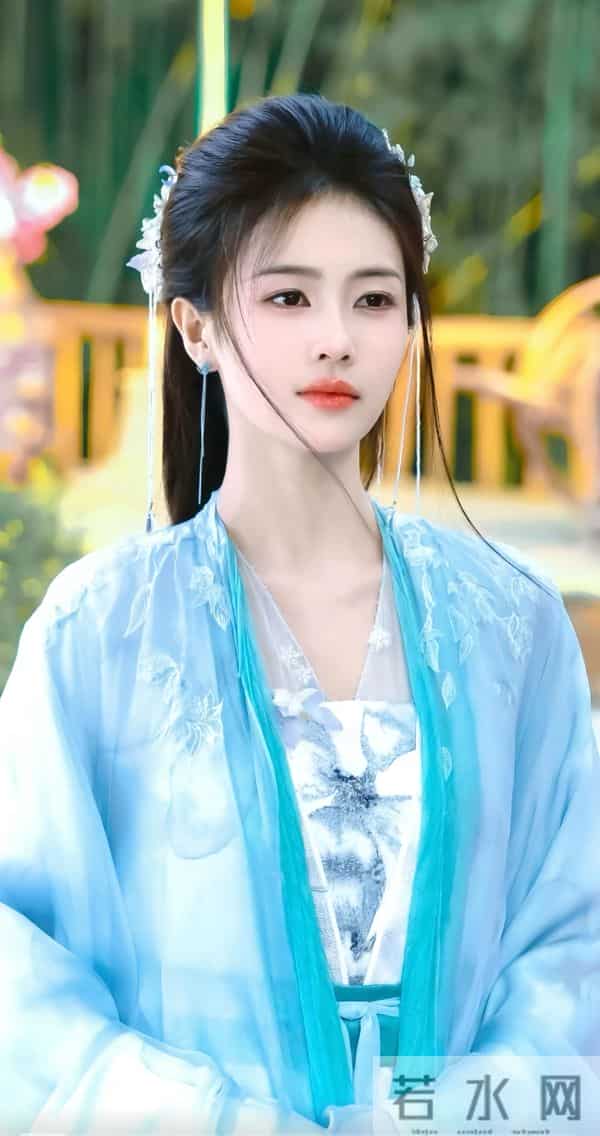 《恰逢雨连天》封神!白鹿女扮男装闯朝堂,刘宇宁权谋拉扯爽到炸