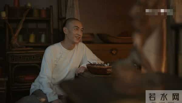 陈晓为角色瘦到脸颊凹陷,陈妍希新剧秀甜蜜,离婚后新作奇妙撞期