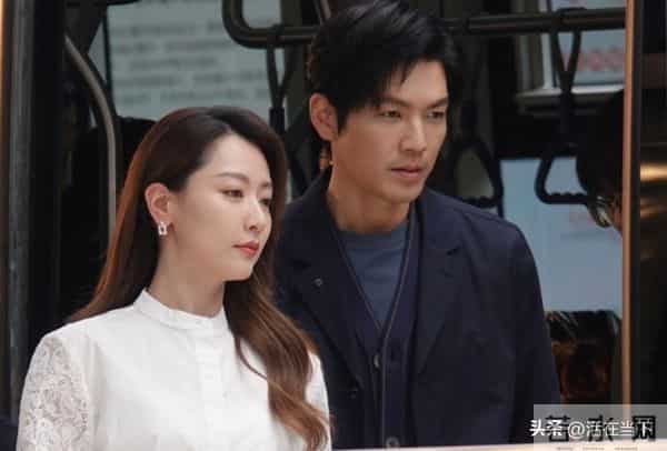 根本停不下来！《亦舞之城》钟汉良、秦岚的12年虐恋太会勾人！