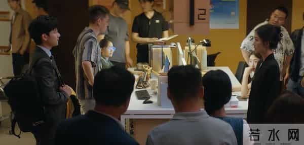 更5集收视破2!柳岩成功让观众入坑,连看4集后,央视这次押对宝