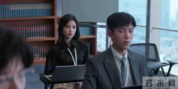 央视新剧《即刻上场》开播！追完4集，我想说：职场剧终找对味了