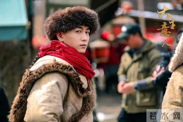 男演员长相多重要？《大生意人》陈晓出场，才知何为星星眼勾人魂