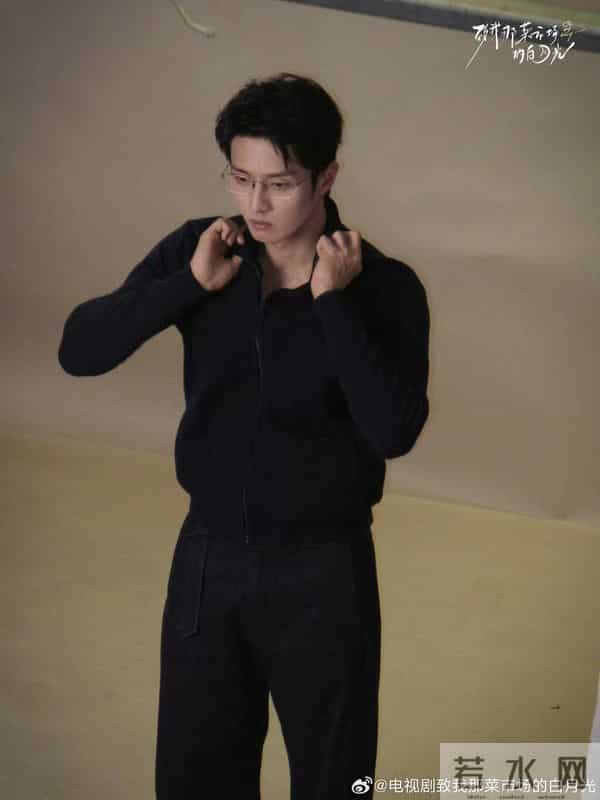 12月1新剧动态-《致我那菜市场的白月光》开机&《一路灿烂》杀青