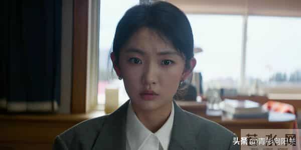 央视剧《即刻上场》首播4集胡先煦周依然互呛,观众评价一针见血