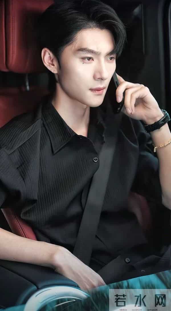 杀疯屠榜3500热度霸7大榜单《越过灰烬拥抱你》双向救赎熬夜哭晕