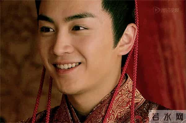 男演员长相多重要？《大生意人》陈晓出场，才知何为星星眼勾人魂