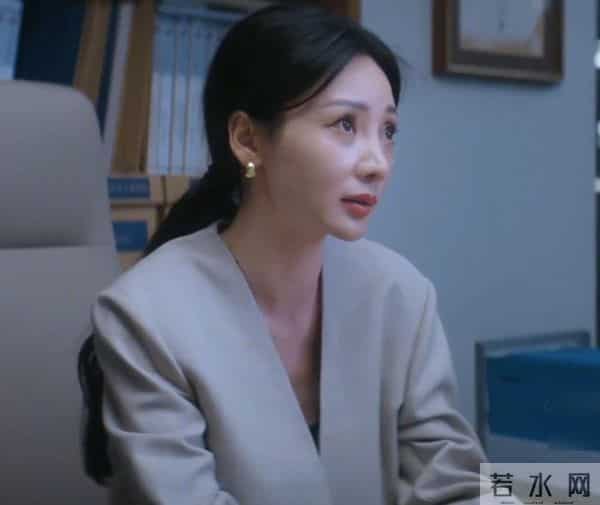 女演员长相很重要，《即刻上场》柳岩一登场，才知啥叫成熟女神