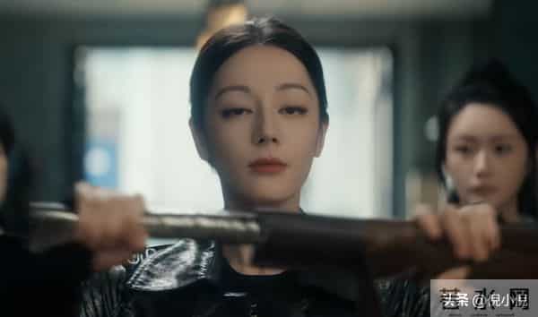 迪丽热巴双面人生太带感《枭起青壤》在雕塑刀与疯刀间雕刻自我，