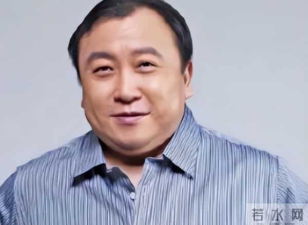 易烊千玺也没想到,拿影帝不到一月,就被王晶“撕”碎了体面!