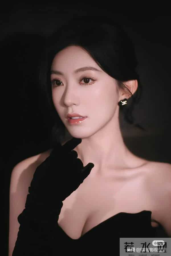 短剧十大美女彻底洗牌，颜值黑马横空出世，比郭宇欣美得更高级