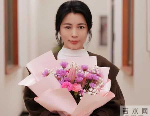 她当了三年特种兵，进入演艺圈后却遭女主耍大牌，43岁仍单身未婚