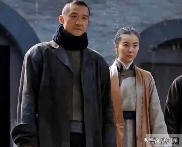 柯蓝没想到,分手4年后,会以这样的方式,和黄志忠“再碰面"