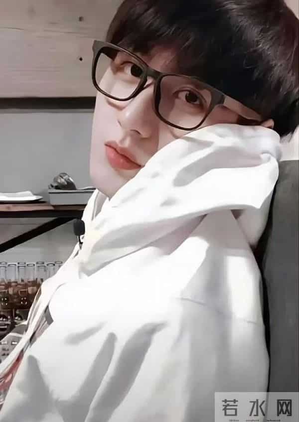 成毅:老师,成毅是我的艺名,我不姓成!