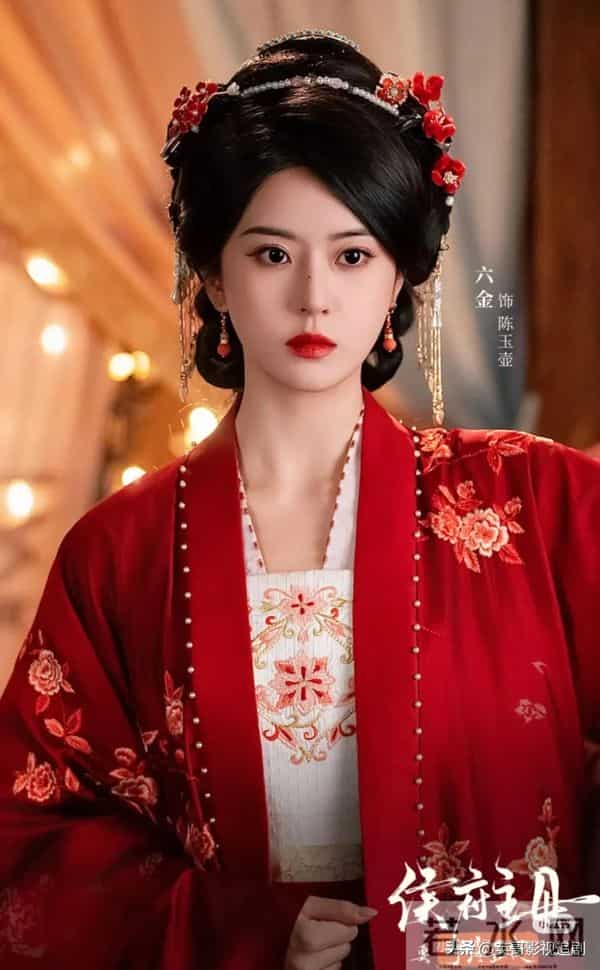 短剧十大美女彻底洗牌，颜值黑马横空出世，比郭宇欣美得更高级