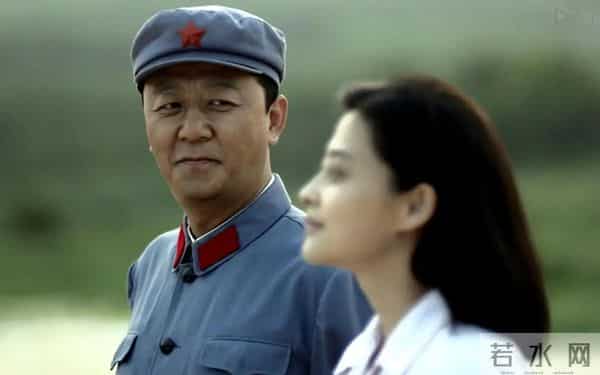 父母爱情:11年后才发现,老丁死在马桶上大有深意,憋屈 一生