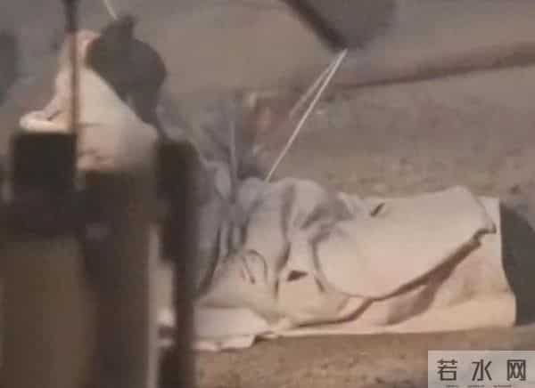 撞到后脑勺,痛到原地打滚,35岁的成毅给内娱“戏混子”上了一课