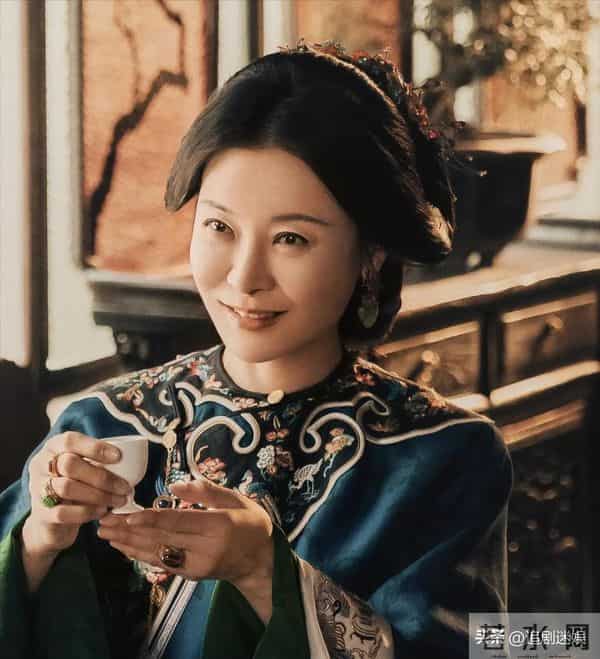 柯蓝没想到,分手4年后,会以这样的方式,和黄志忠“再碰面"