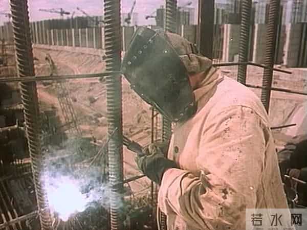 世界电影【1634】苏联电影《志愿者》(1958)剧照欣赏