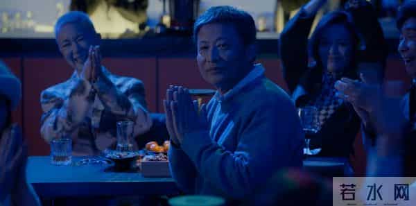 爸妈反复称赞这部电影懂他们!带长辈看电影选《菜肉馄饨》就对了