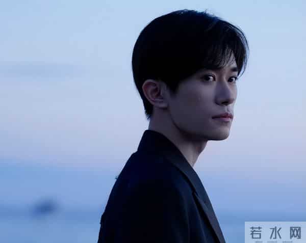 易烊千玺也没想到,拿影帝不到一月,就被王晶“撕”碎了体面!