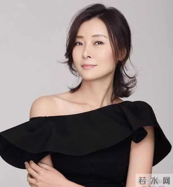 柯蓝没想到,分手4年后,会以这样的方式,和黄志忠“再碰面"