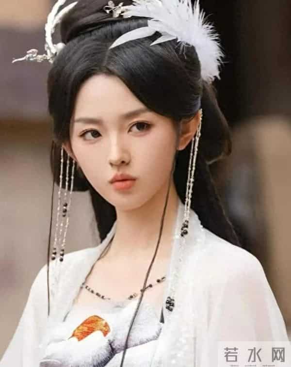 短剧顶流都来了,结果扑街?6525万热度靠她们撑住