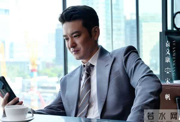 《即刻上场》直到被李珂诬陷，江晨才知，任家童拒绝他的真相