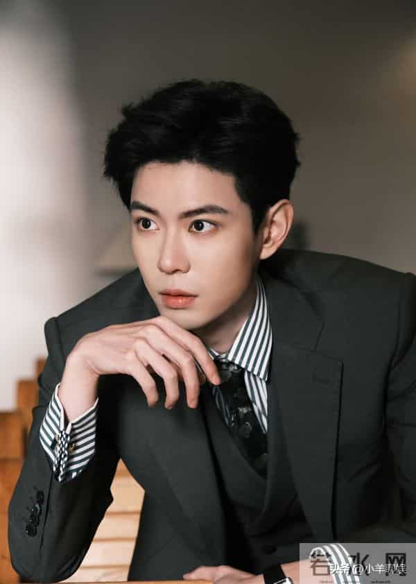 黄浩雯新剧《新婚慢热》热度飙升却被吐槽-剧情改了,味道变了