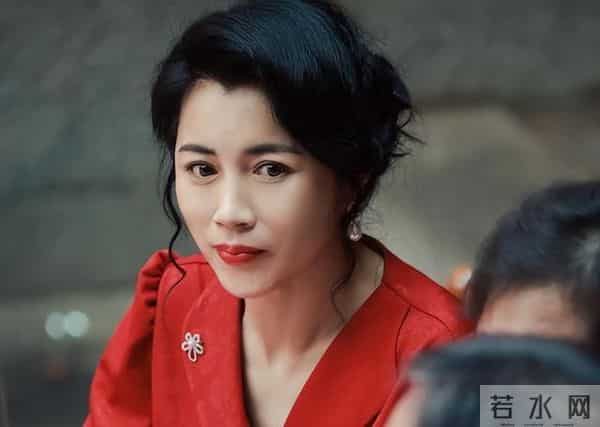 她当了三年特种兵，进入演艺圈后却遭女主耍大牌，43岁仍单身未婚