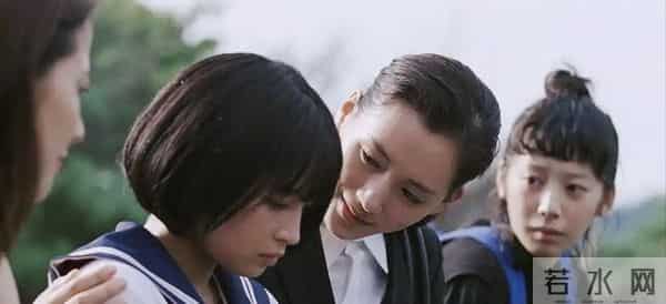 外交重拳突出击,日片上映突叫停,20多场演唱会全部取消!