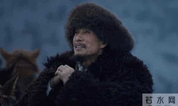 同样饰演父亲，《大生意人》中54岁成泰燊和56岁黄志忠有何不同？