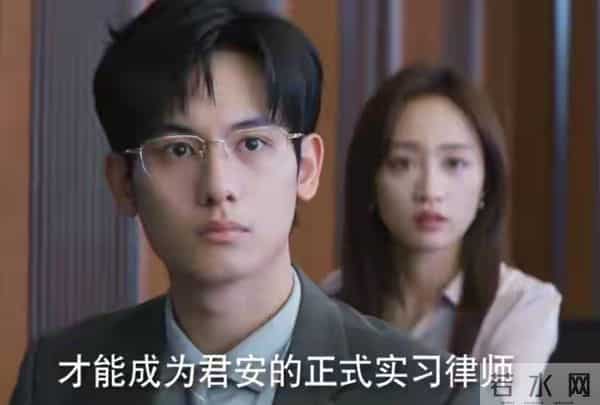 央视新剧《即刻上场》开播！追完4集，我想说：职场剧终找对味了