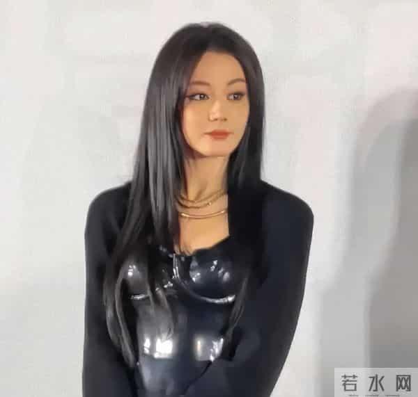 迪丽热巴美得让人移不开眼,可为什么就是火不起来?