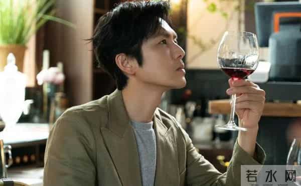 《亦舞之城》直到亲妈被送上法庭，冯睿方知，谭思婷的牺牲有多大