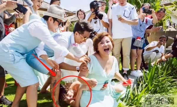 央视力推的《即刻上场》差评如潮,柳岩的“歪瓜脸”演技真招人嫌