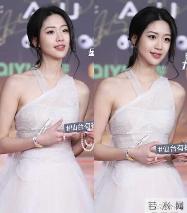 错怪向涵之了,她和朱亚文真的很搭!