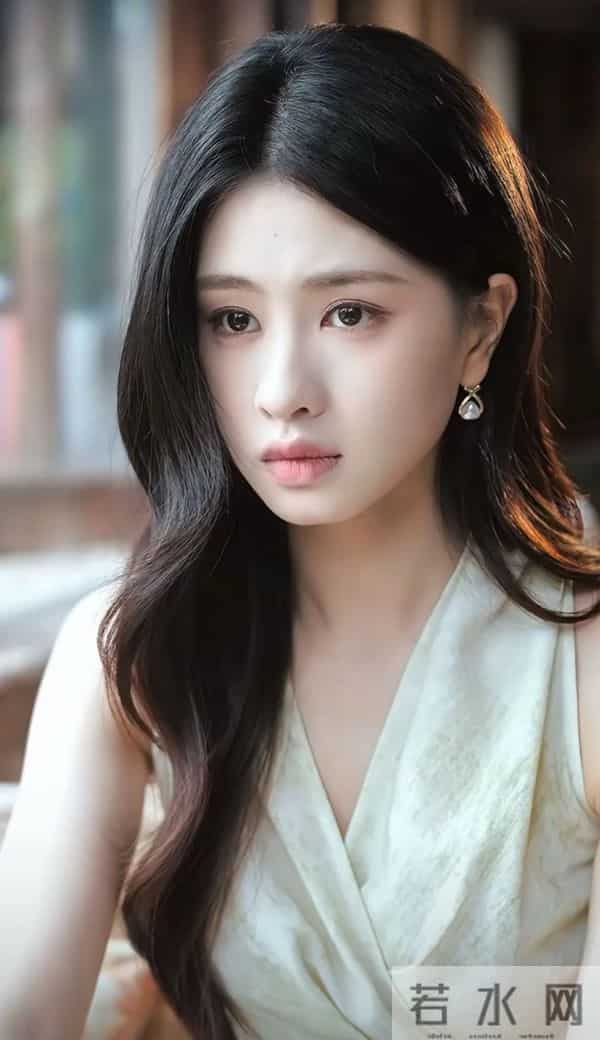 杀疯屠榜3500热度霸7大榜单《越过灰烬拥抱你》双向救赎熬夜哭晕