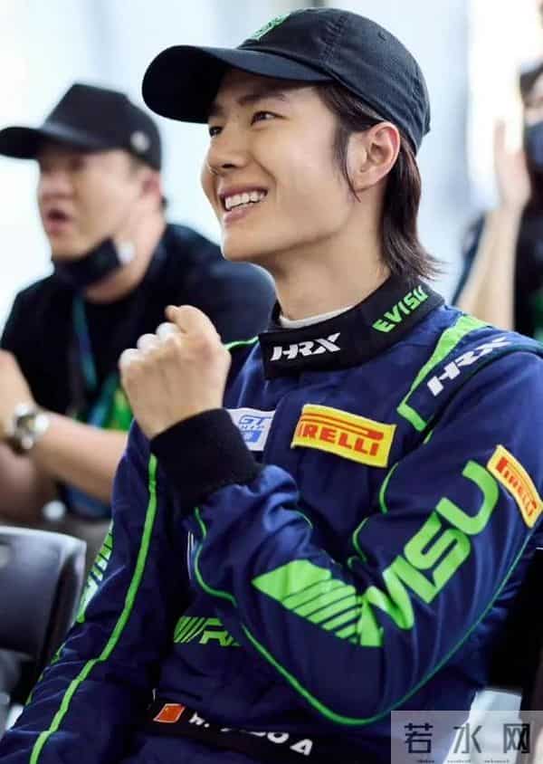 八小时破亿！王一博《探索新境2》引爆全网，肖战当年评价上热搜