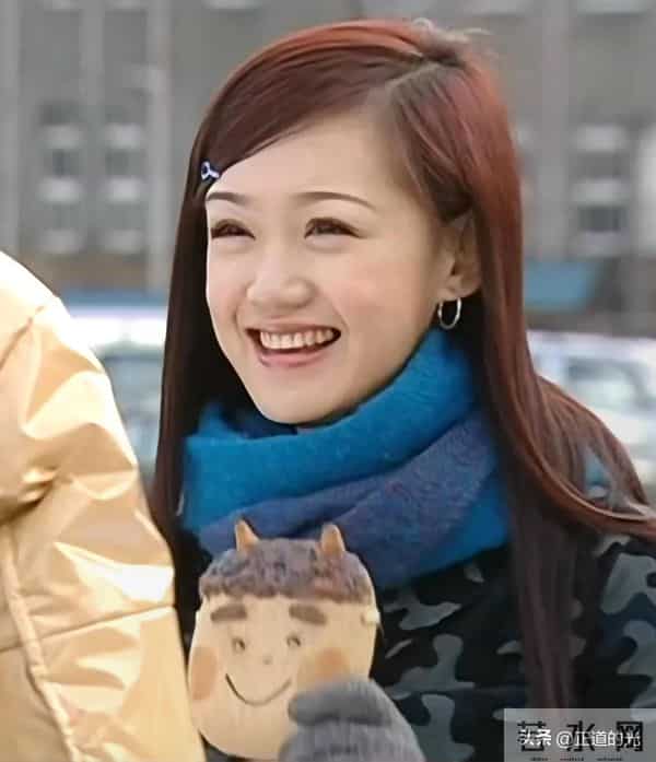 47岁薛佳凝面部浮肿 与胡歌分手后16年零绯闻 杜若溪严屹宽姨化严重