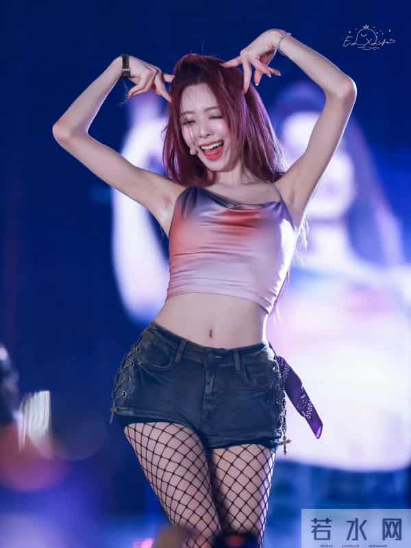 申有娜，极品蚂蚁腰