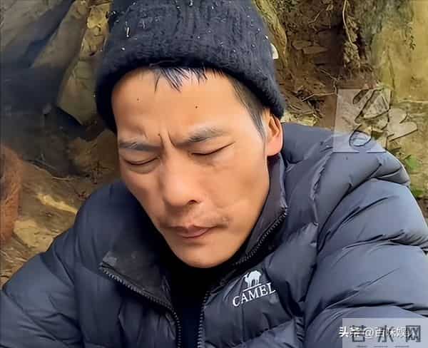 刀疤哥退赛引争议，节目组回应惨遭骂，品牌方受牵连，刀疤哥急了